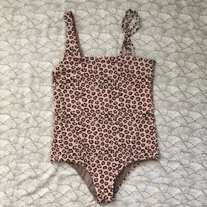Acacia Antigua one piece